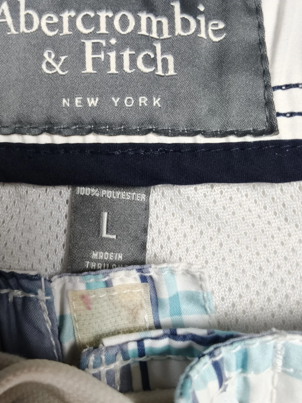 Vintage Y2K Abercrombie & Fitch Men’s Blue Plaid Swim Trunks